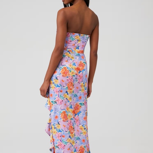 AMANDA UPRICHARD
AMALIA GOWN - Picture 3 of 8